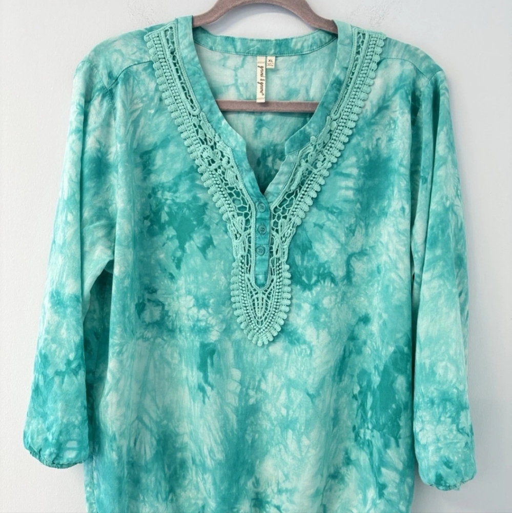 Grand & Greene Boho Tie Dye Tunic With Lace Accent Size XL